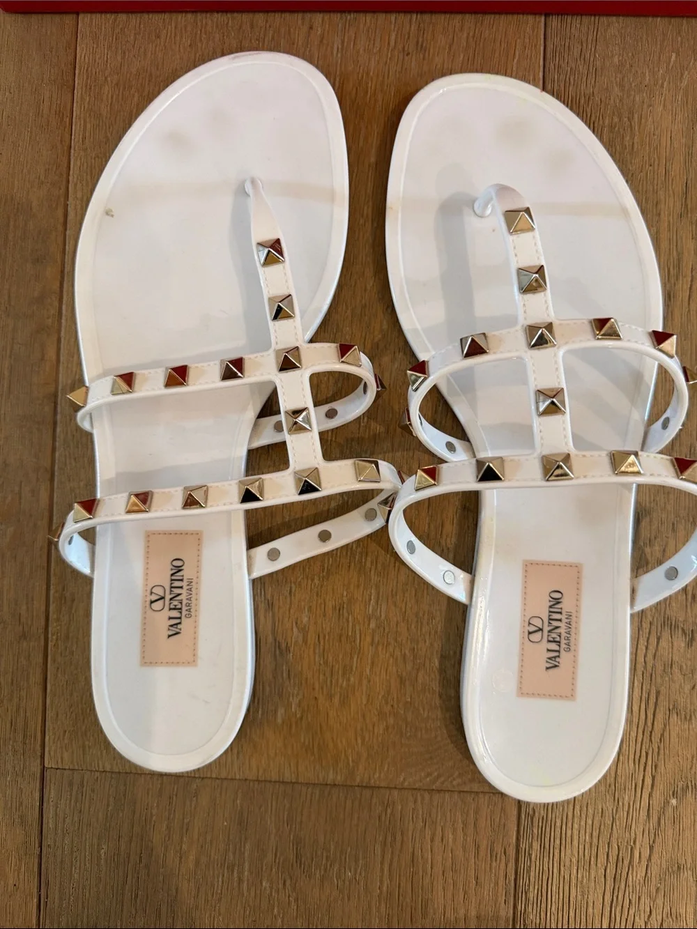 Valentino Garavani White Pyramid-Stud Slide Sandals